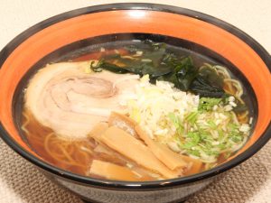 醤油ラーメン(鶏ガラスープ)